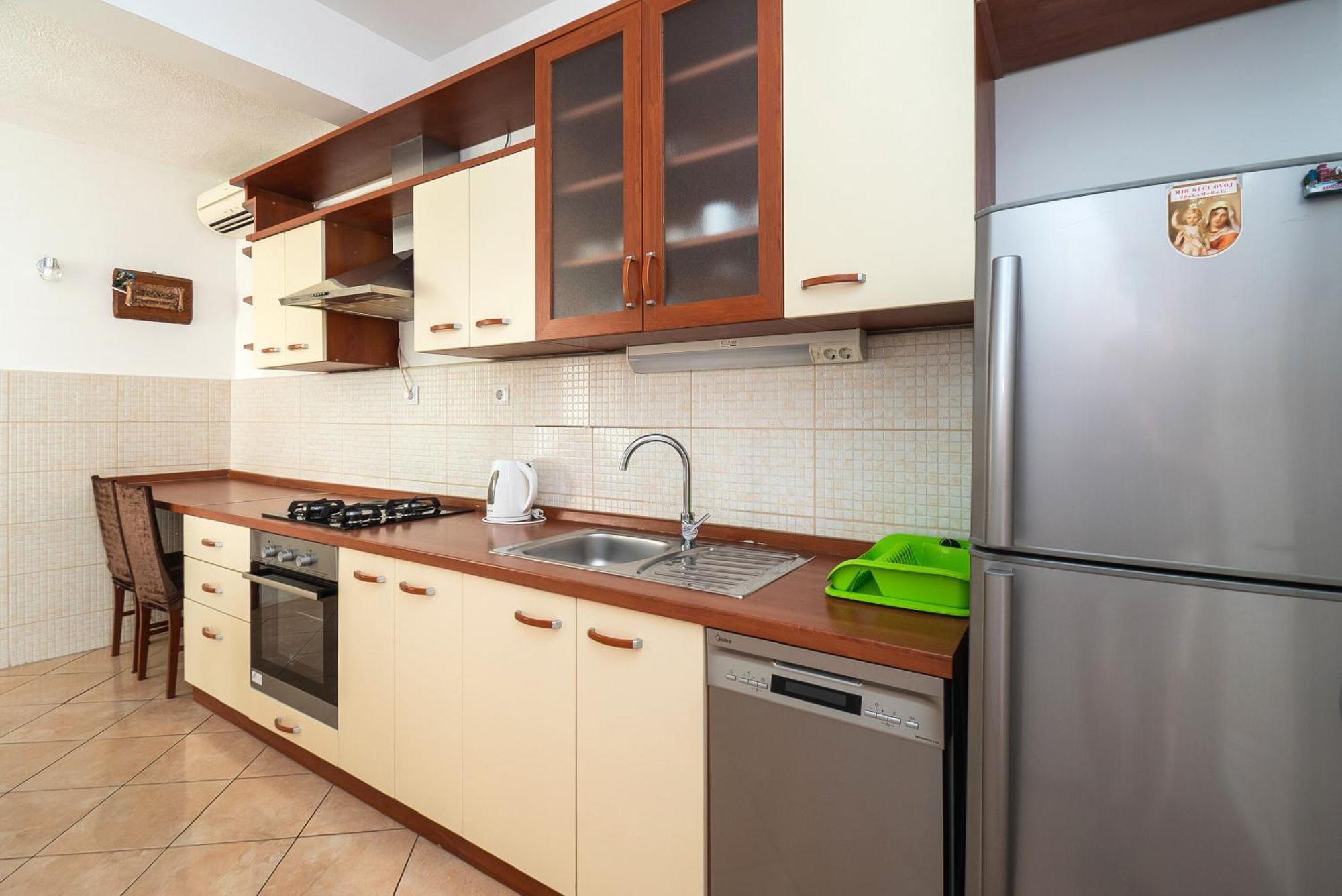 Apartments Polly Primošten Екстериор снимка