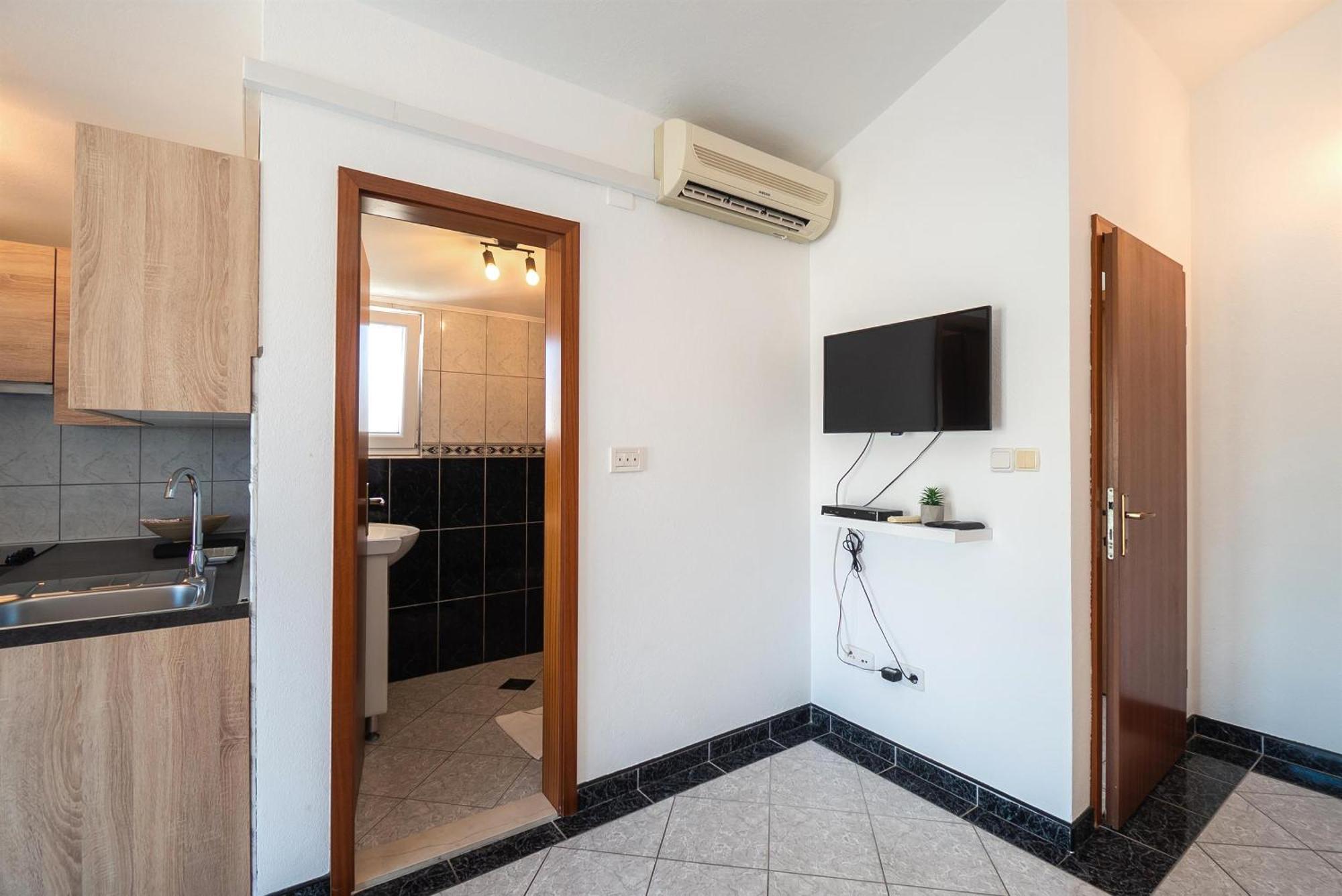Apartments Polly Primošten Екстериор снимка